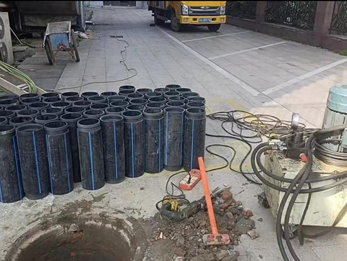 庐江PE置换管厂家 DN315置换管 非开挖管短管置换